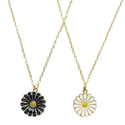 Floral Daisy Charm Necklace