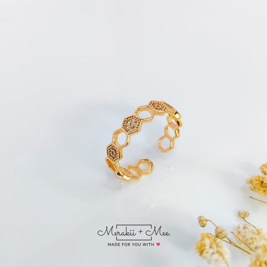 HexaGlam Gold Ring