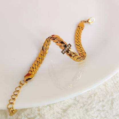 Strikgo Braided Gold Bracelet