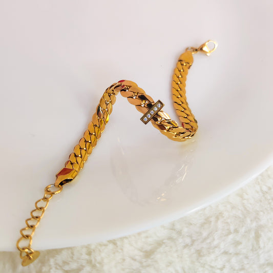 Strikgo Braided Gold Bracelet