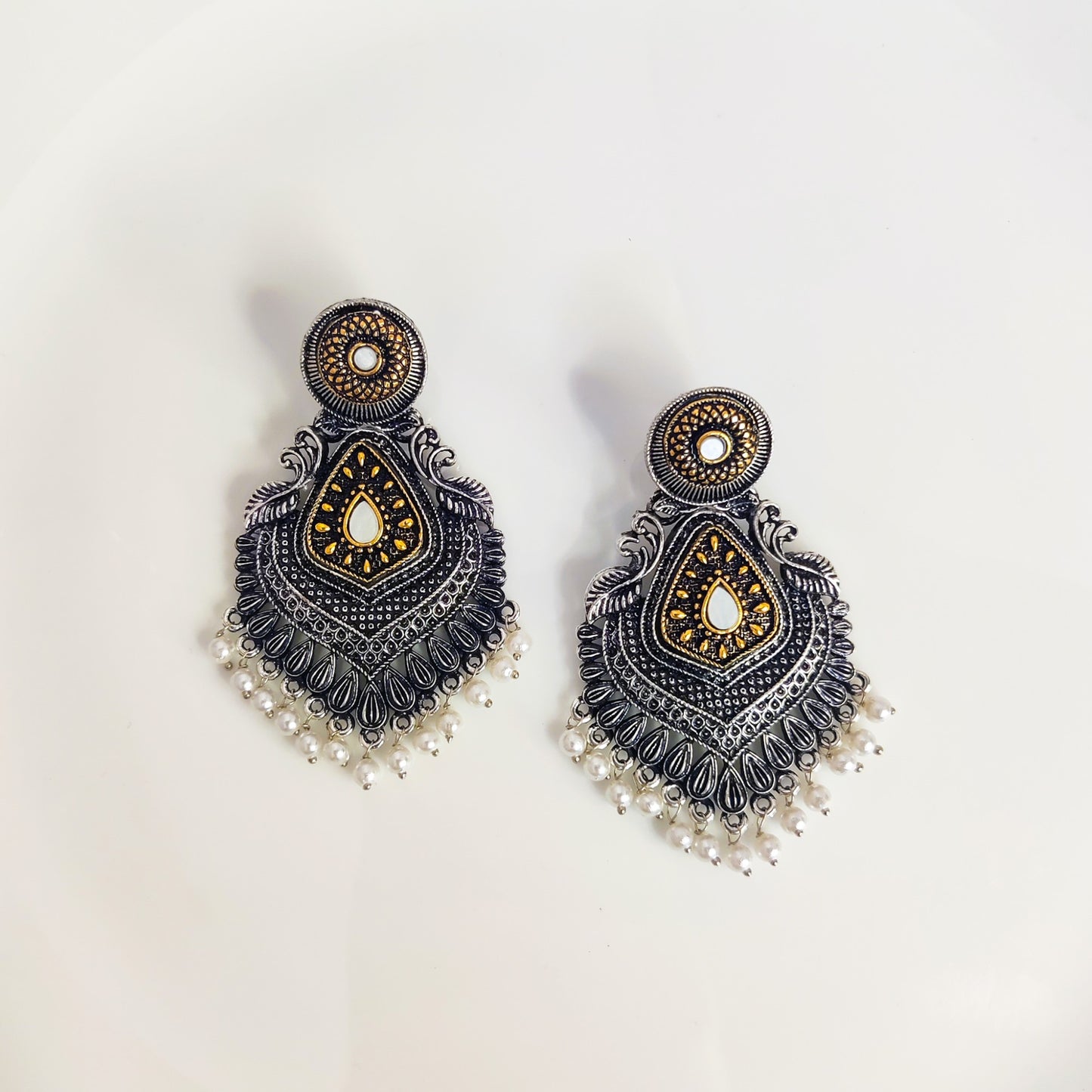 Regal Noir Dual-Tone Pearl Chandelier Earrings