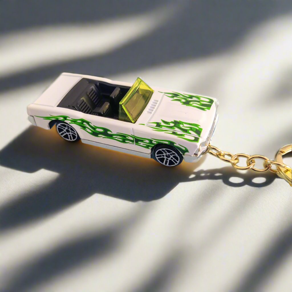 Classic Downtown Countryside Metal Car Keychain