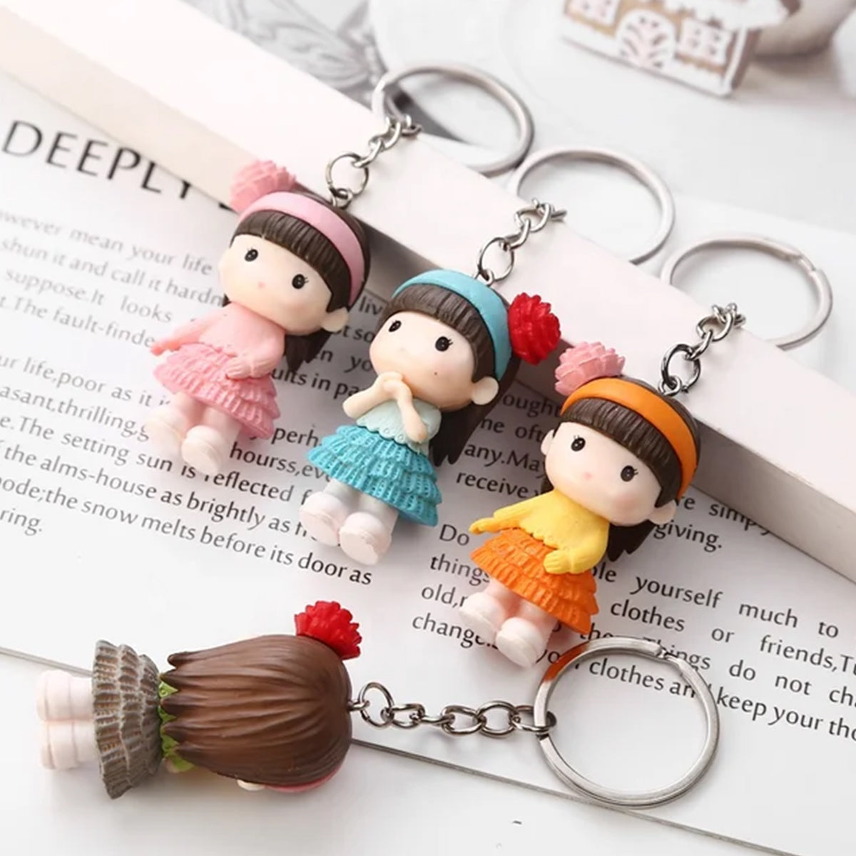 Kawaii Petite Princess Keychain (1pc)