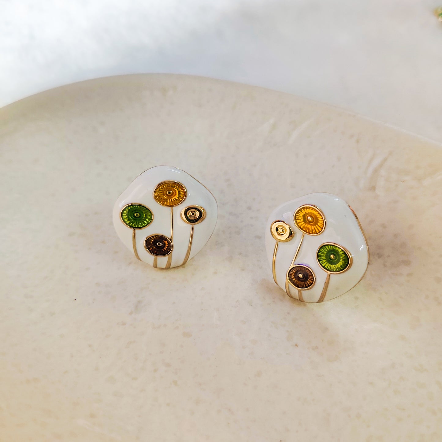 Solaris Spark Stud Earring